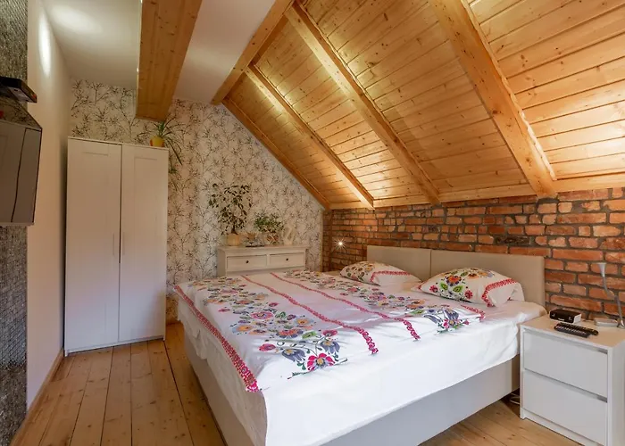 Pod Skocznia Apartment *